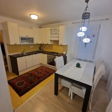 Armena Appartement *