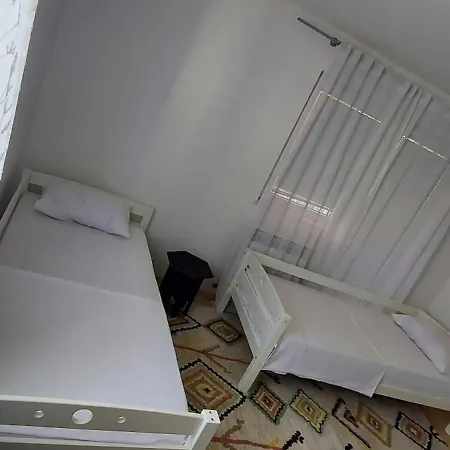 Apartman Armena *